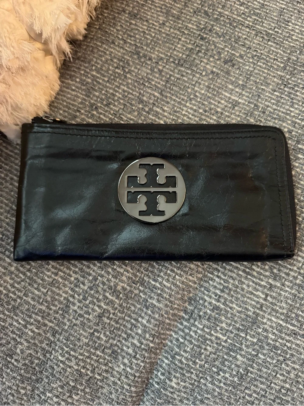 Tory Burch Black Leather Side Zip Logo Leather Clutch
